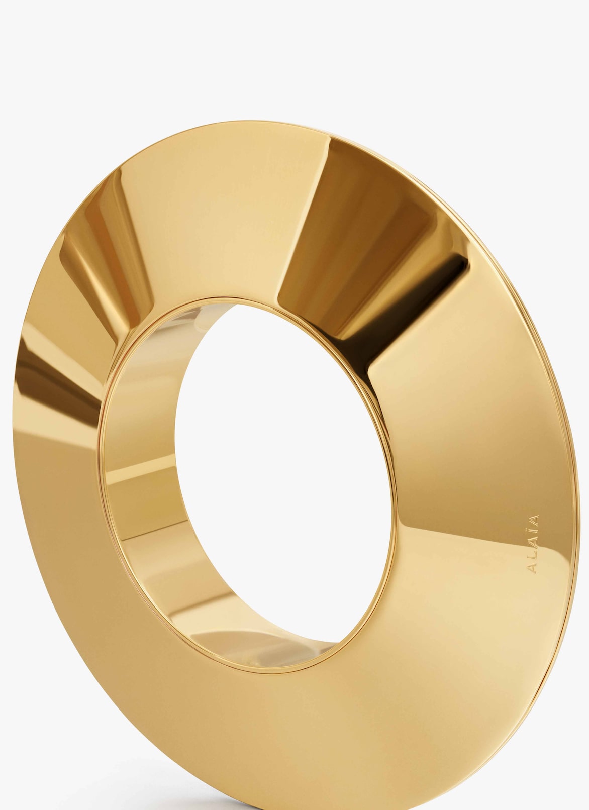 LARGE BLADE BANGLE ALAÏA GOLD LARGE BLADE BANGLE